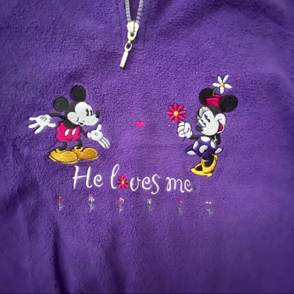 Mickey & Co. Disney “love” Sweatshirt Size L (6x) - Picture 2 of 5